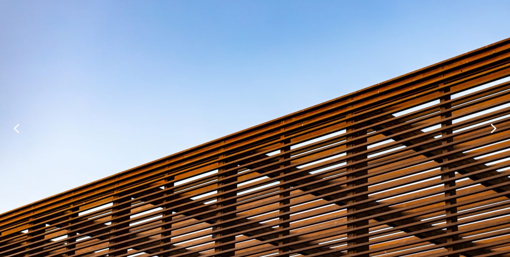 Reforma de terraza con pérgola ()